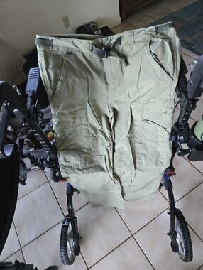 Khaki Layover Traveler Pants 36x32